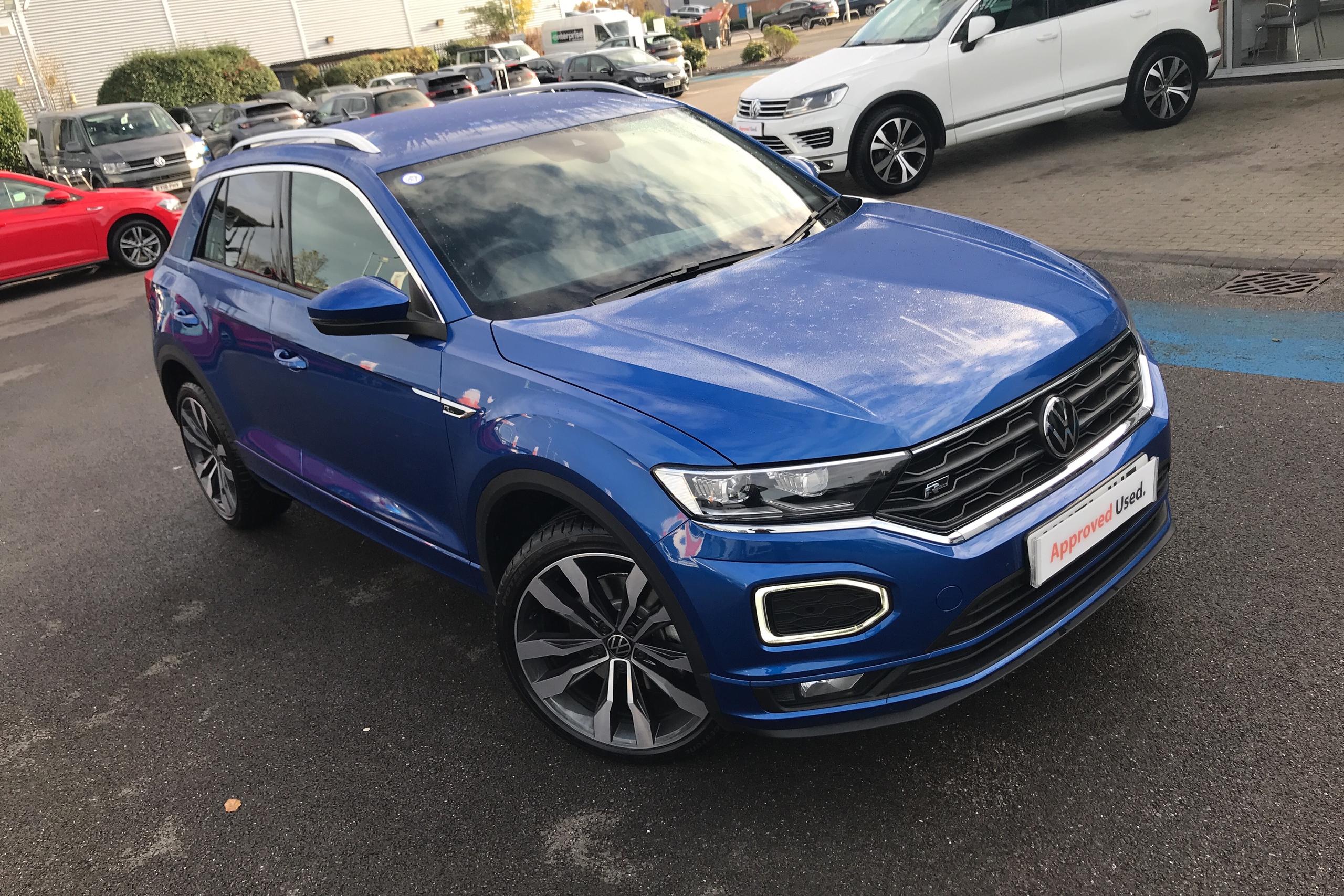 2021 VOLKSWAGEN T-Roc 2.0 TDI EVO R-Line 5dr £28,549 3,844 miles ...