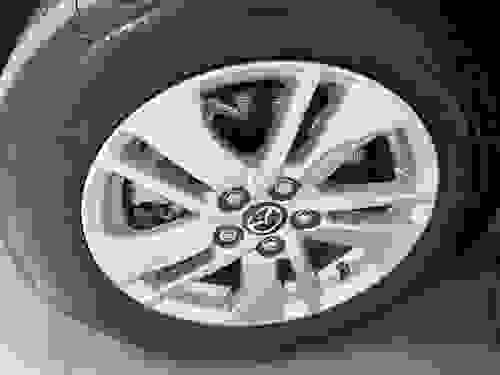 Mazda MAZDA 2 HYBRID Photo 7617c243-83d0-4455-af85-c48d2fd54b57.jpg