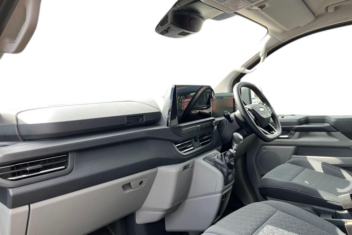 Ford TRANSIT CUSTOM Photo 3