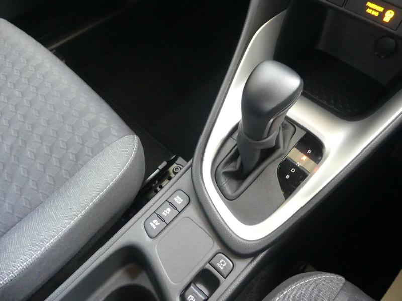 Toyota Yaris Photo 761e3365-a04a-4888-b762-6828f072ac9d.jpg