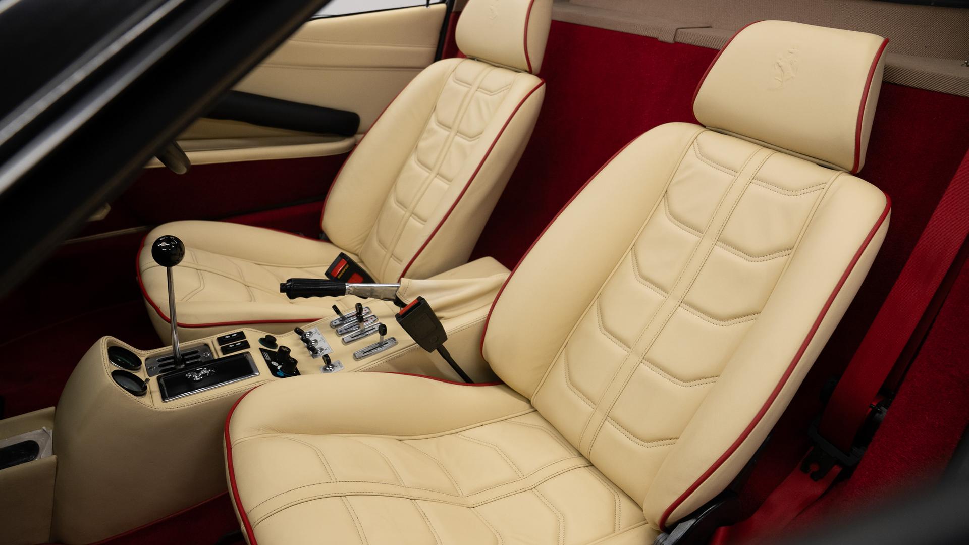 Ferrari 308 Photo 7638cac1-07d9-4798-9580-9d8d4d72880c.jpg