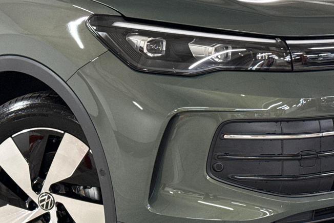 VOLKSWAGEN  Tiguan Photo 19