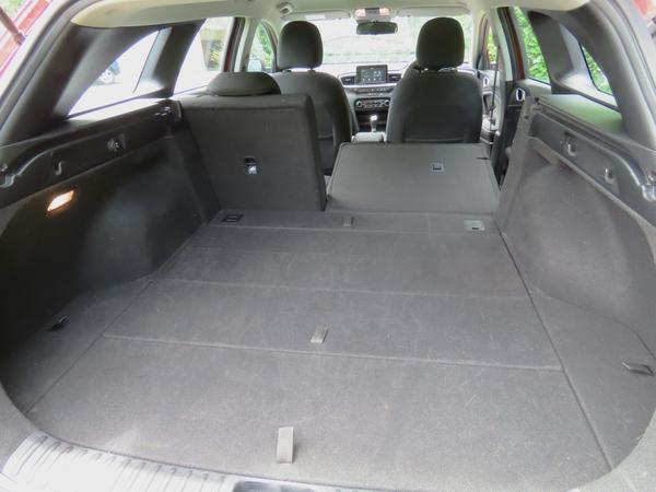 Used Kia Ceed LC69WAE 14