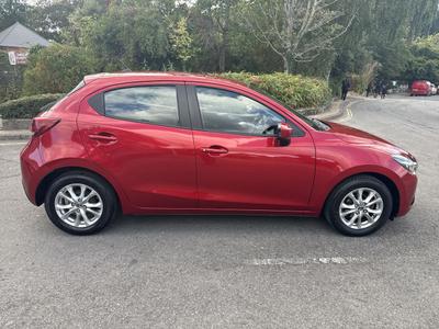 Mazda Mazda2 Photo 3