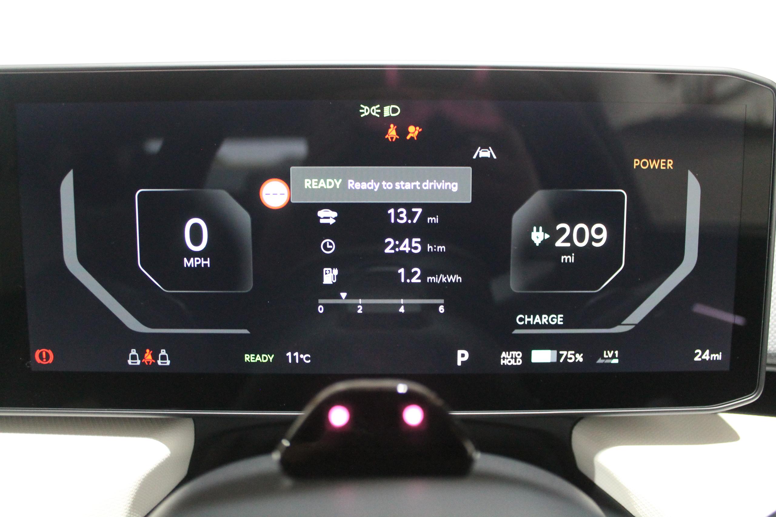 Kia EV4 Photo 8