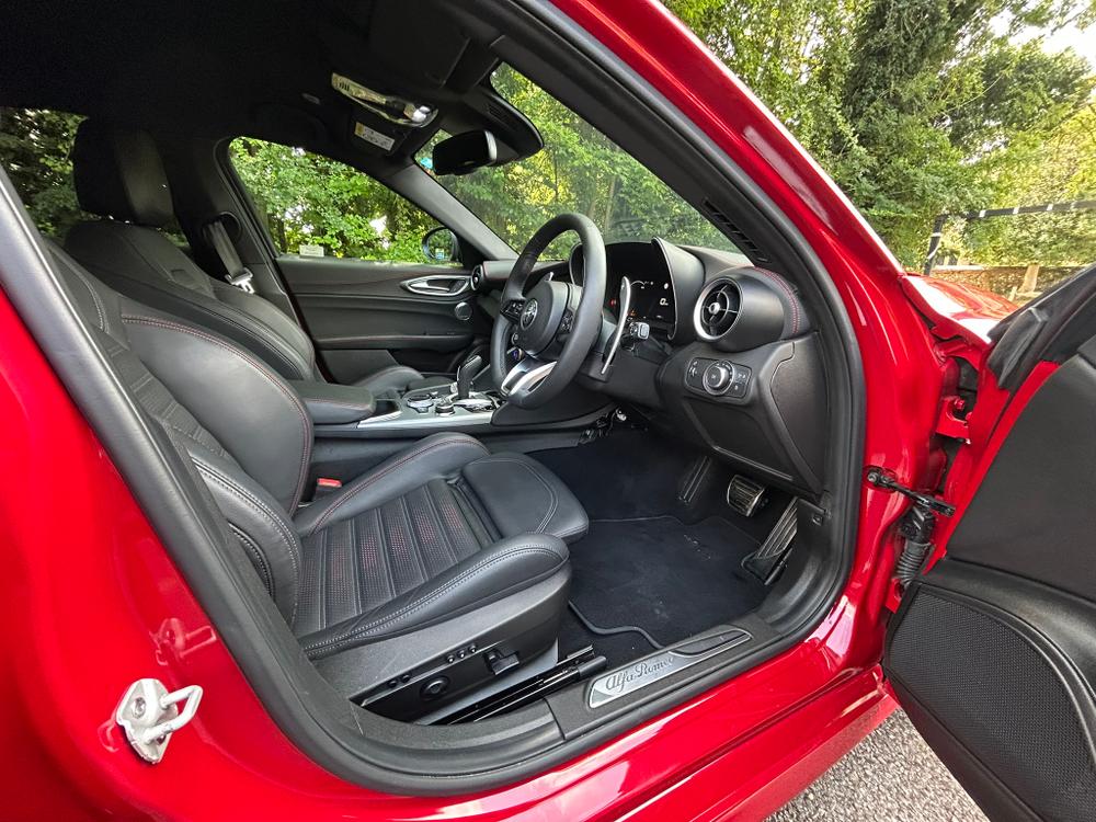 Used Alfa Romeo Giulia GF25LZX 28