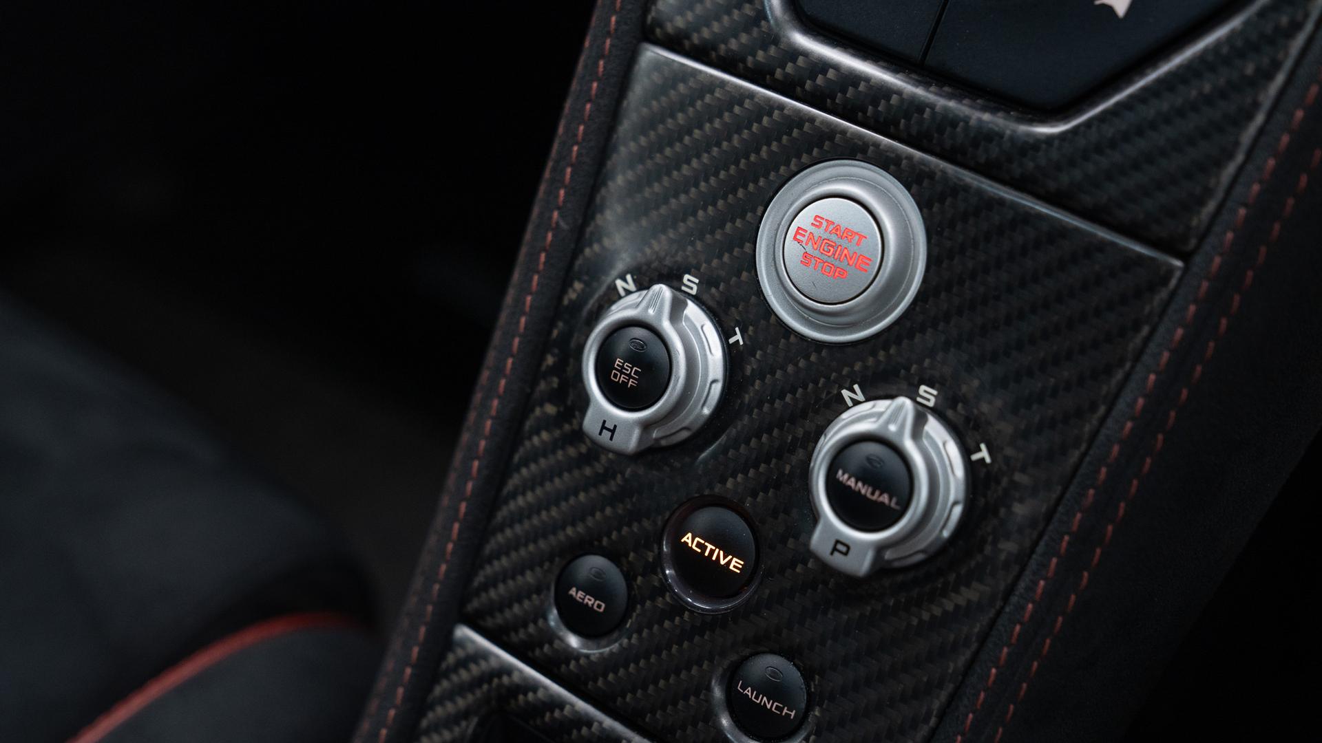 McLaren 675 LT Photo 768a1948-ceb1-4c96-b8d0-d154f835e83f.jpg