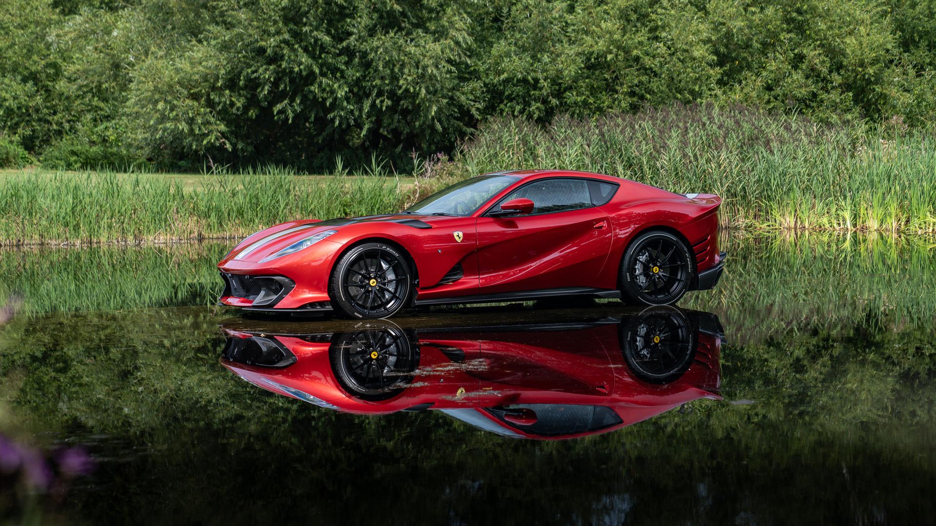 Ferrari 812 Photo 7694feb3-2fc6-4e0c-9dbb-3f4582996890.jpg