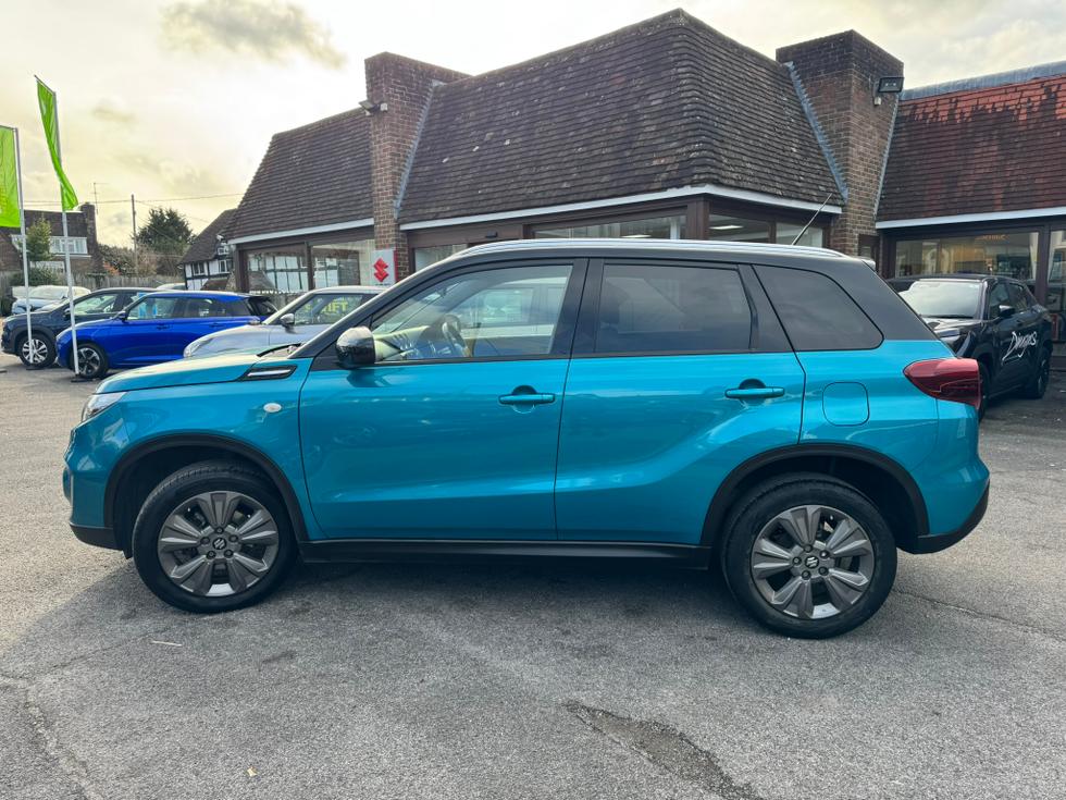 Suzuki Vitara Photo 76a33b5c-8b6e-42ee-b473-9f029b67b6bc.JPEG