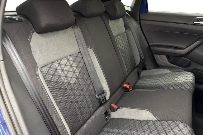 VOLKSWAGEN Polo Photo 9