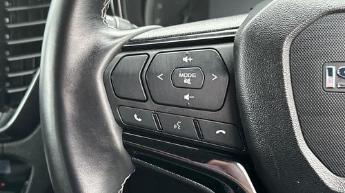 Isuzu D-Max Photo 76a876c0-3e57-4400-8ebe-2958ec236936.jpg