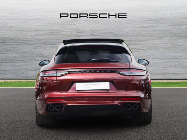 PORSCHE Panamera Photo 6