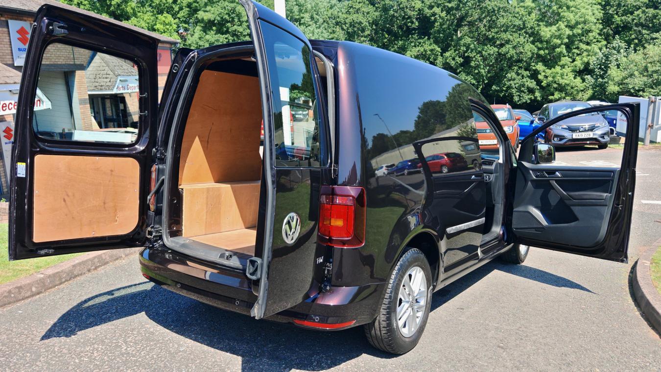 Used Volkswagen Caddy AE67XSM 18