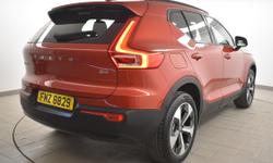 Volvo XC40 Photo 3