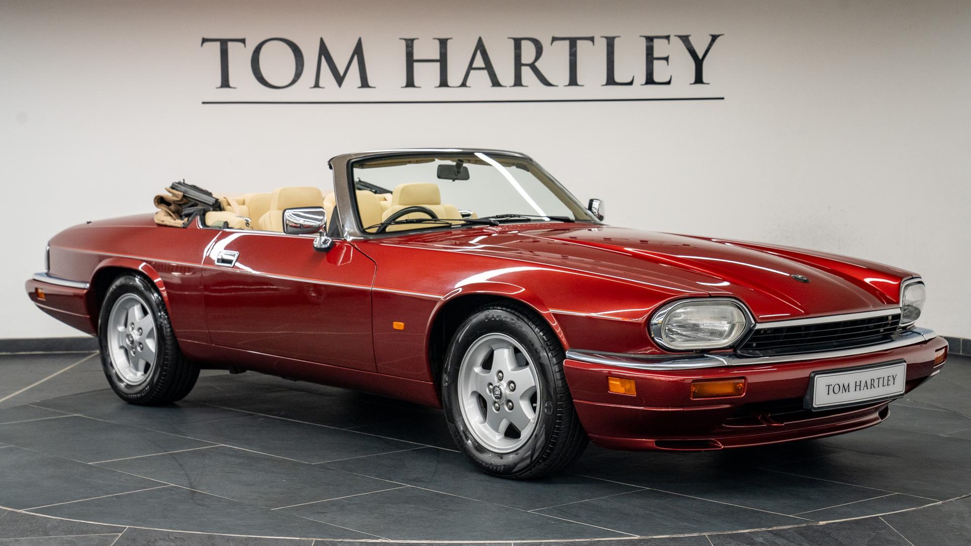 Jaguar XJ-S Photo 76c7bfb0-a42c-4f73-9e23-8a2ec1801323.jpg