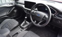 Ford FOCUS Photo 2