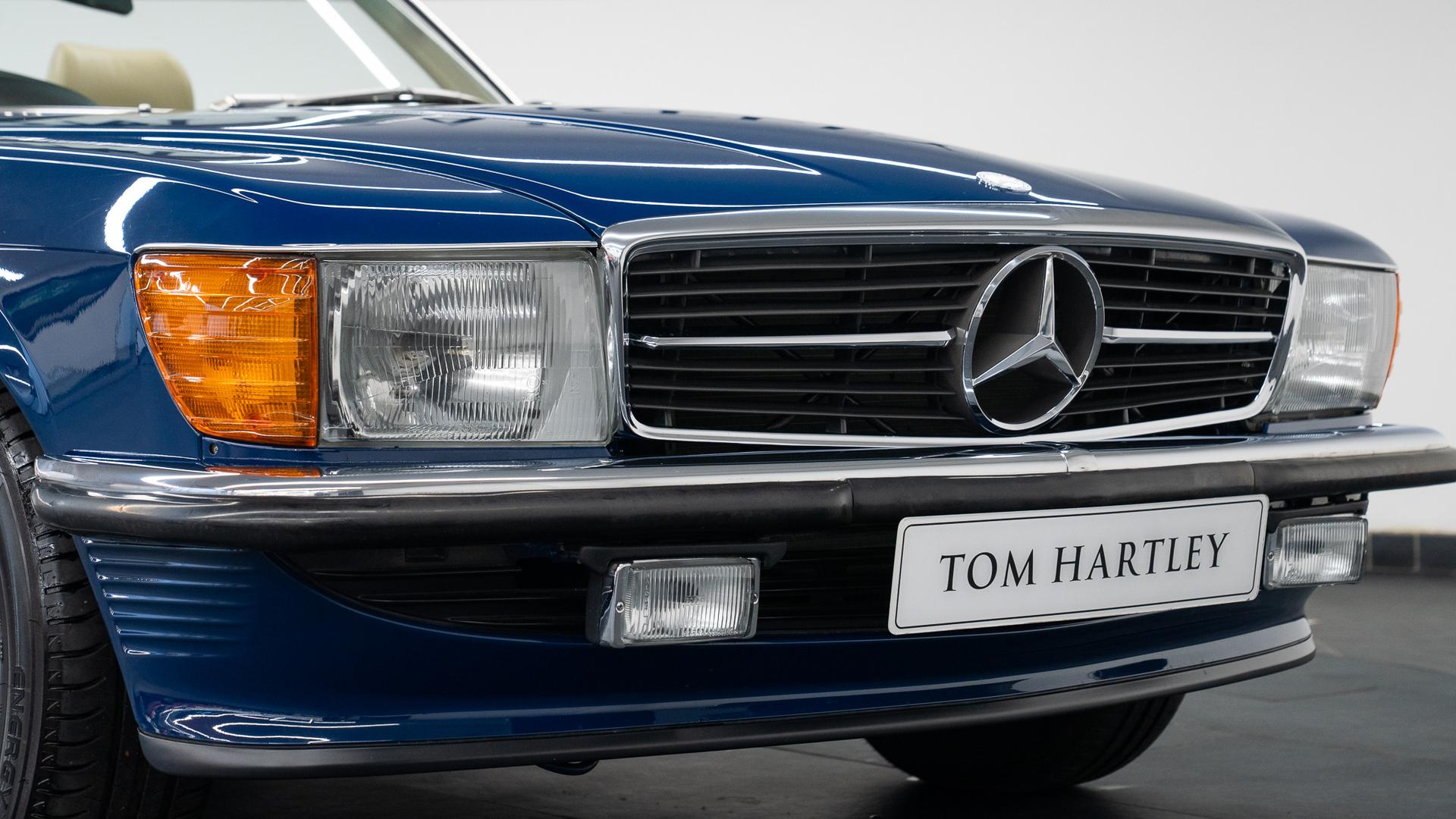 Mercedes-Benz 300 SL Photo 76d9a722-34ad-42f0-8de0-00a1d7c3f276.jpg