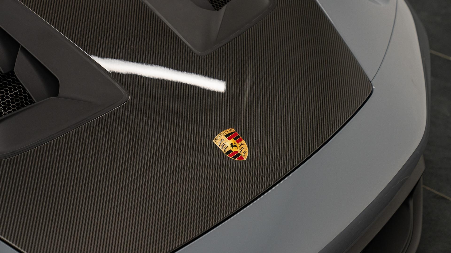 Porsche 911 Photo 76dd04c0-c689-4b61-9065-bc5eecfe04d0.jpg