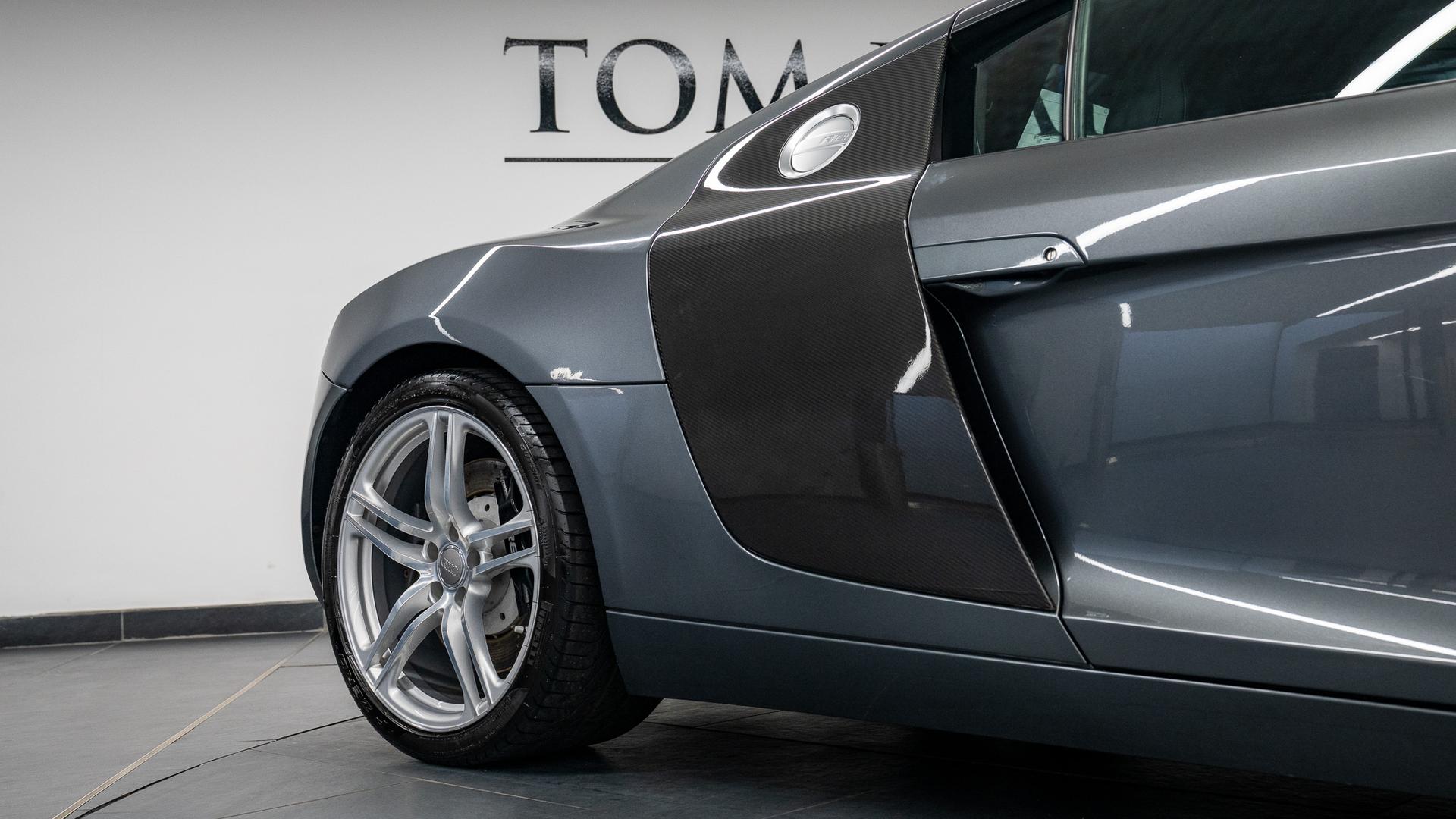 Audi R8 Photo 76e1b572-2972-408a-9045-b45dd7a4a49b.jpg