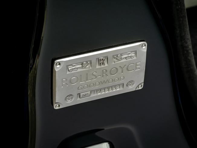 ROLLS-ROYCE Cullinan Series II Photo 17