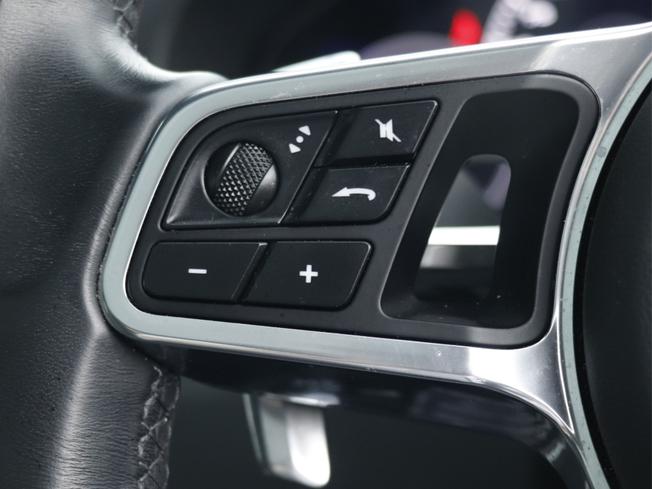 PORSCHE Cayenne Photo 34