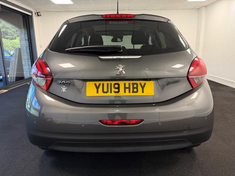 Peugeot 208 Photo 76f3ae6e-77a8-450a-b301-1149385e7f19.jpg