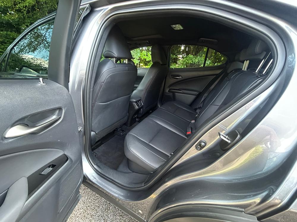 Used Lexus UX L666MBV 25