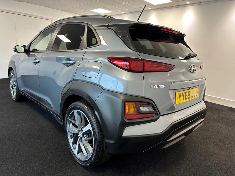Hyundai KONA Photo 76f97506-cac8-4bf2-bc21-7bdcd06df906.jpg