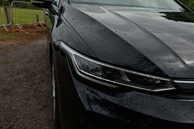 VOLKSWAGEN Golf Photo 19