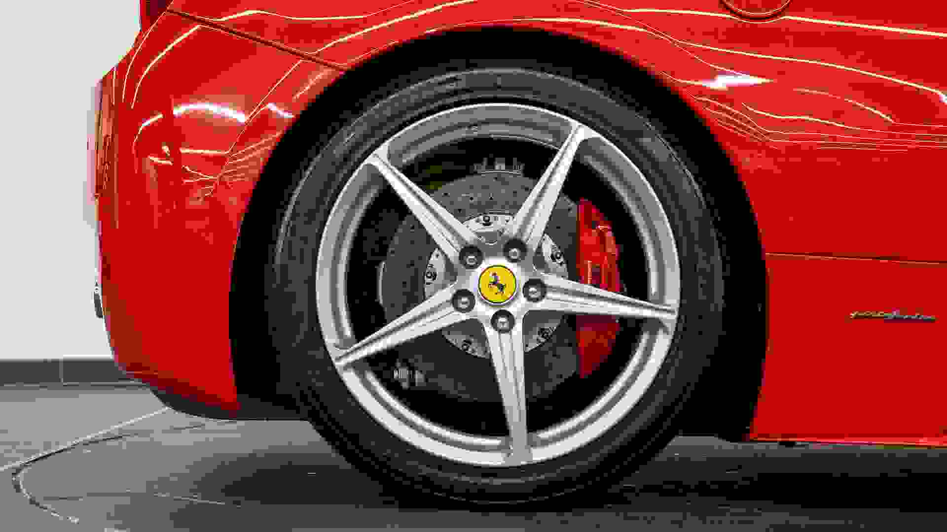 Ferrari 458 Photo 7719001e-500a-404e-9b55-6478d976da62.jpg