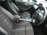 Mercedes-Benz GLA Photo 18