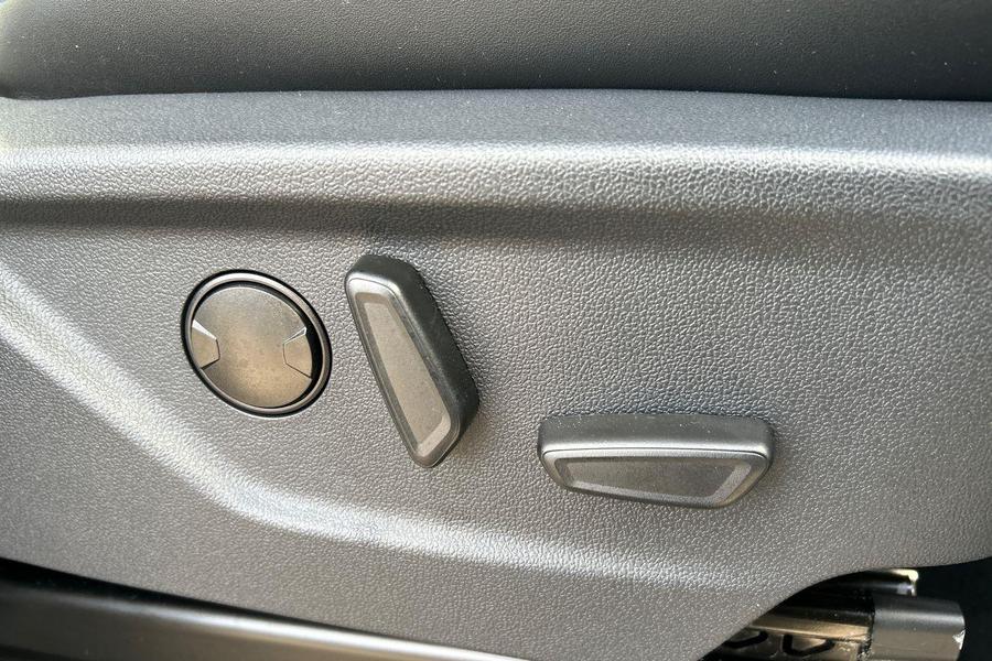 Ford TRANSIT CUSTOM Photo 772ac635-cf11-4df7-b906-0198c92647d6.jpg