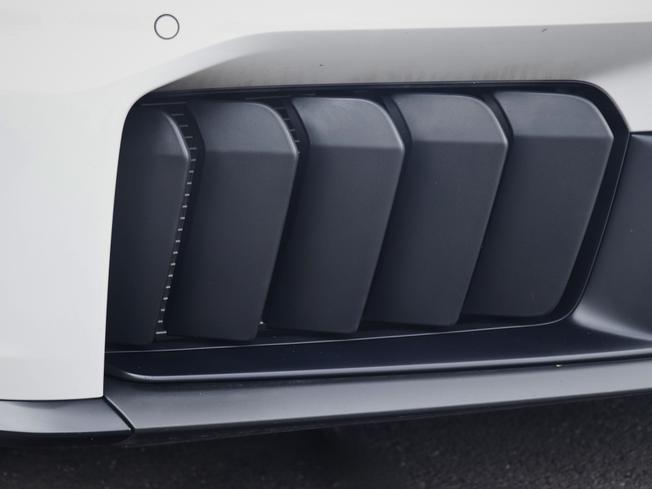 PORSCHE 911 Photo 16
