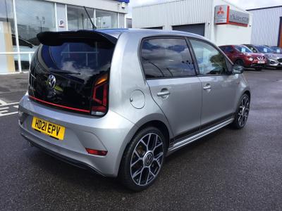 Volkswagen up! Photo 3