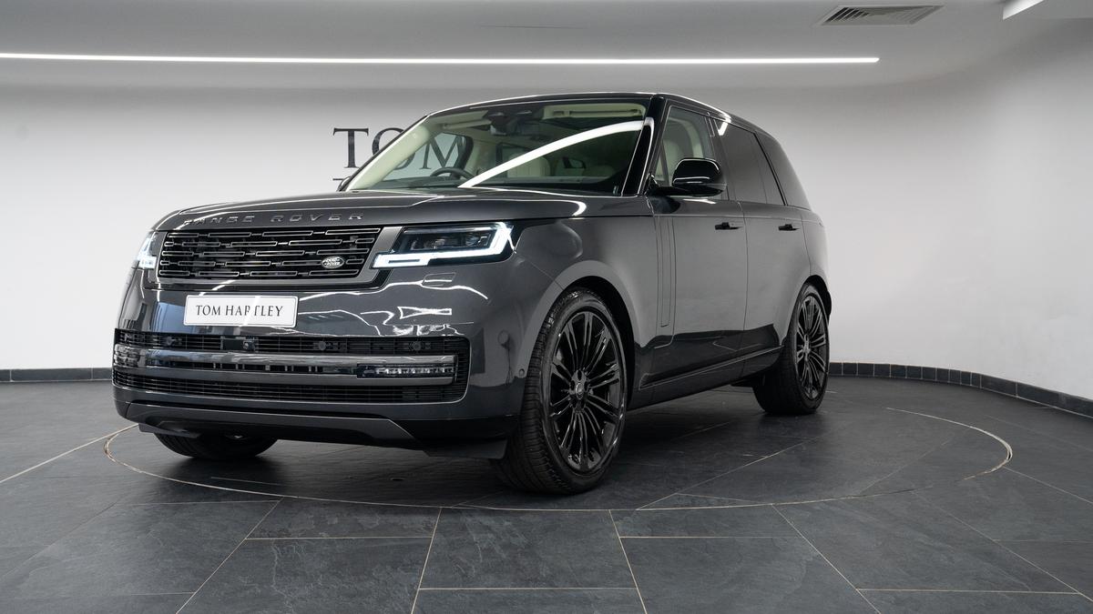 Used 2022 Land Rover RANGE ROVER HSE £139,950 820 miles Carpathian Grey | Tom Hartley Used 2022 Land Rover RANGE ROVER HSE £139,950 820 miles Carpathian Grey | Tom Hartley