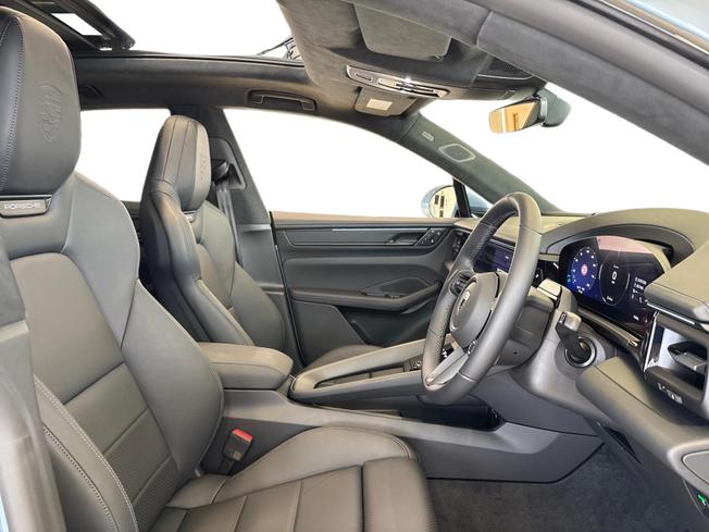 Porsche Macan Photo 11