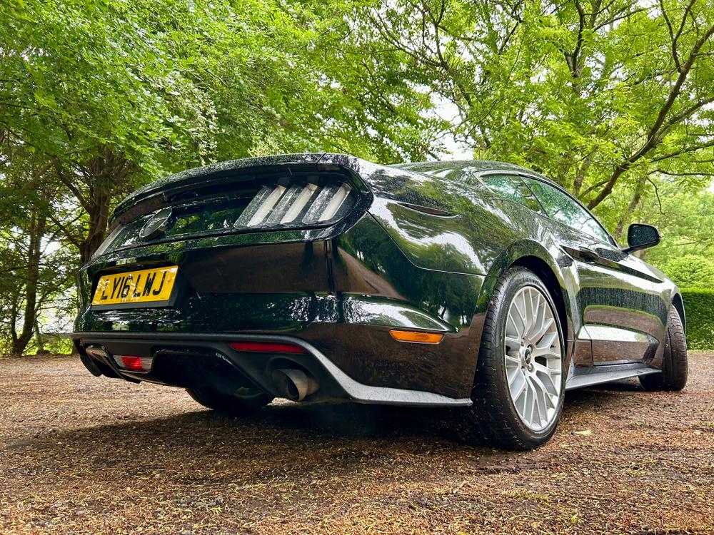 Used Ford Mustang LY16LWJ 16