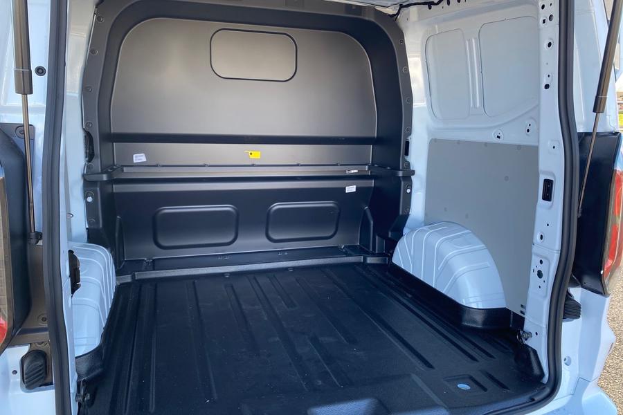 Ford TRANSIT CUSTOM Photo 777f8162-71a3-4f5b-aab1-5a1f6d30a38e.jpg