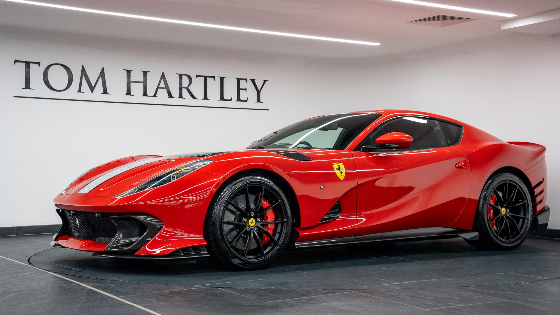 Ferrari 812 Photo 77a73012-6364-4056-8520-a18293efc803.jpg
