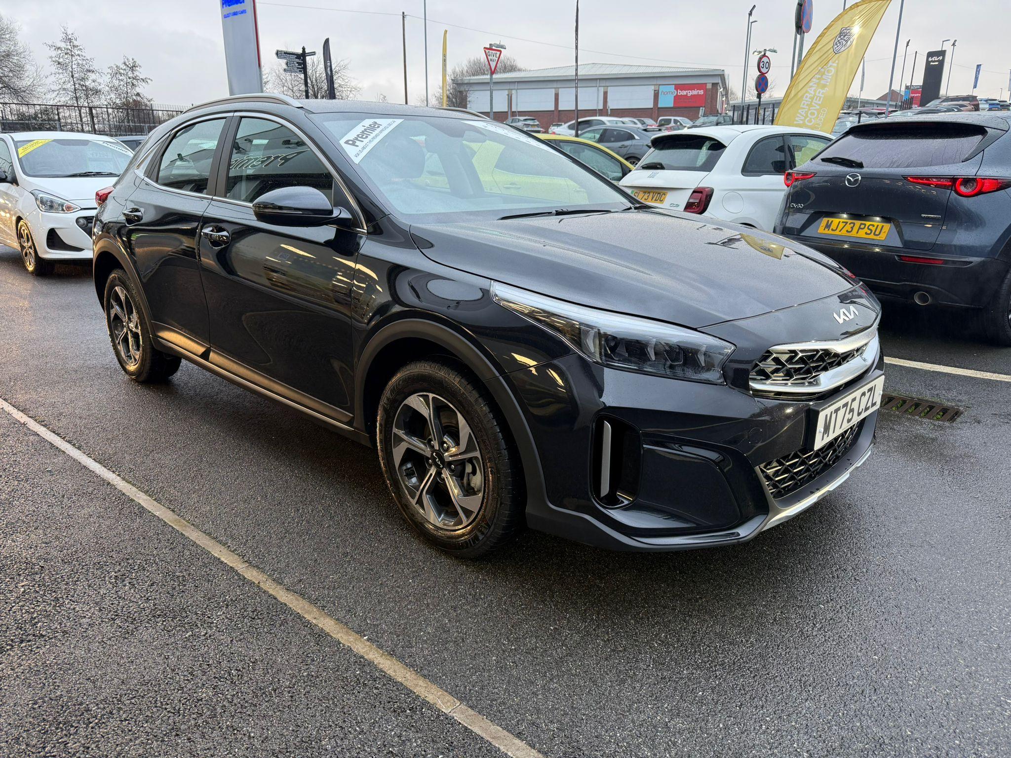 Kia XCeed 1.0 T-GDi 48V MT PURE in Phantom Black £18,994