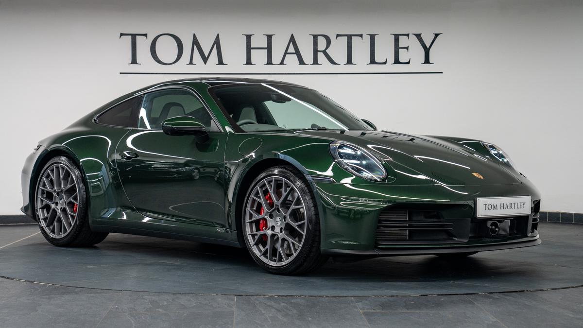 Used 2025 Porsche 911 992.2 Carrera S PDK Oak Green Metallic Neo at Tom Hartley