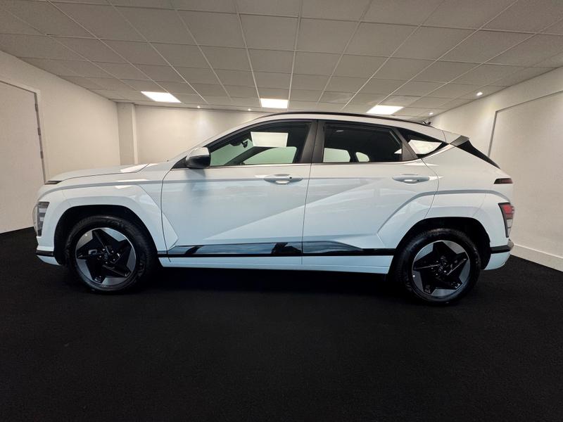 Hyundai KONA Photo 77be4590-a88c-430b-8fba-f28c9d147619.jpg