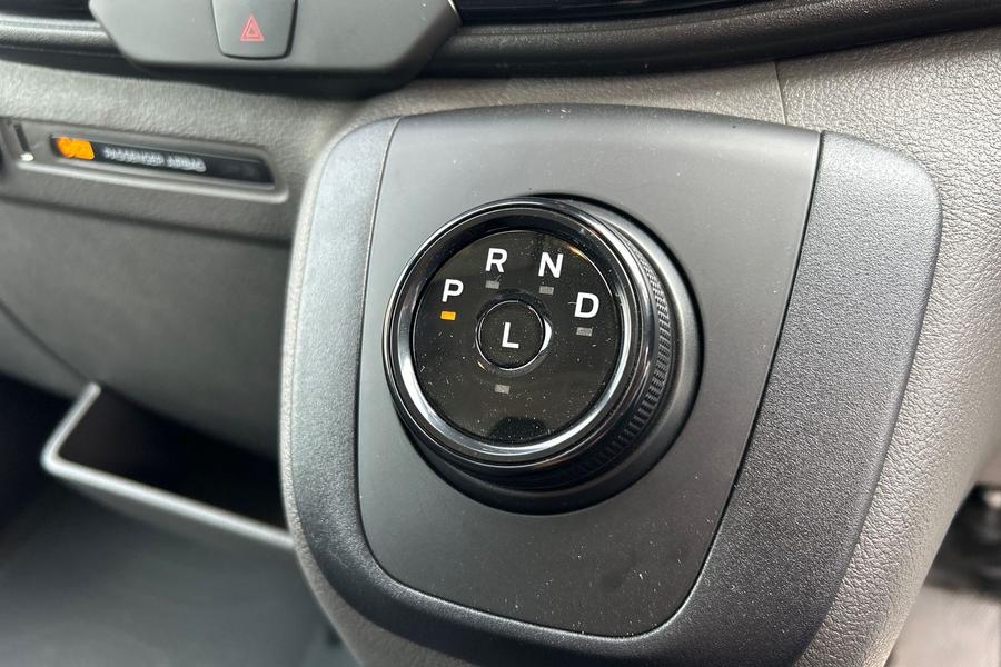 Ford E-TRANSIT Photo 77c8d45f-1872-4211-96c9-df2e4b4c6fac.jpg