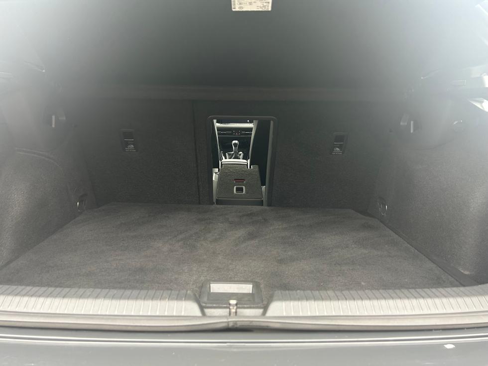 Volkswagen Golf Photo 77cc88ea-0d7a-401c-8dec-b8ac2047e0d5.jpeg