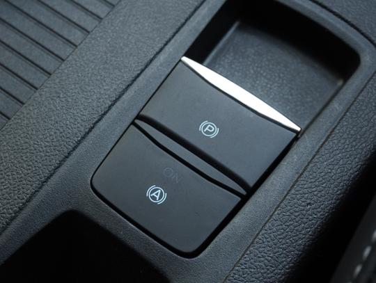 Ford Focus Photo 77e18d43-96fb-4b35-bf3d-65c3c44ed991.jpg