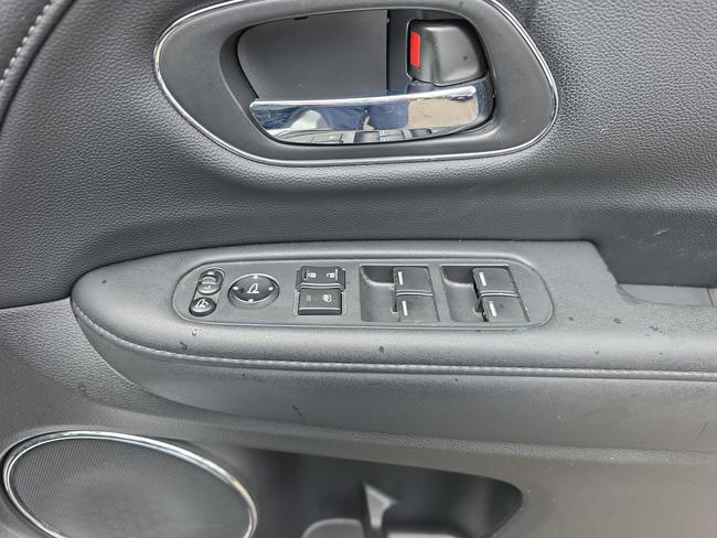 Honda HR-V Photo 77e415c2-3547-42c4-8a05-37cf07b55691.jpg