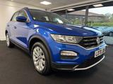 Volkswagen T-Roc Photo 2