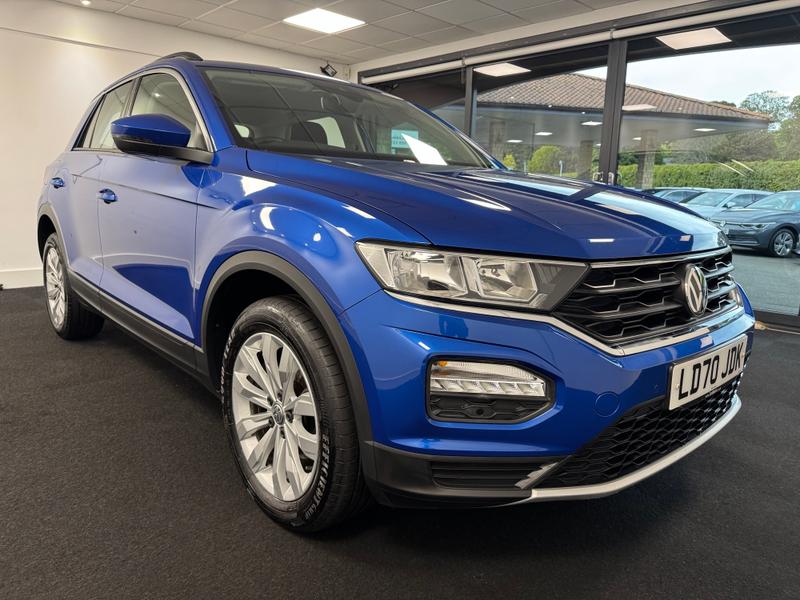 Volkswagen T-Roc Photo 77f1b246-56ae-42cd-8d80-b411f58180cc.jpg