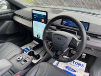 Ford Mustang Mach-E Photo 12