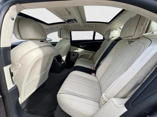 BENTLEY Flying Spur Photo 12